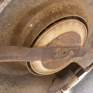 ☆中古品 KAAZ LM530 草刈機 動作確認済み 販売中です！☆ ☆中古品 KAAZ LM530 草刈機 動作確認済み 販売中です！☆