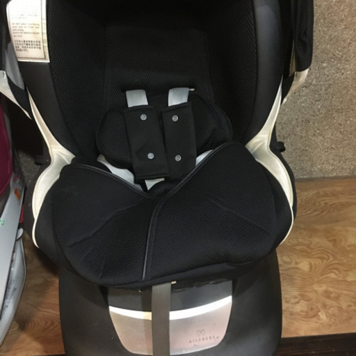 エールベベ クルットNT2プレミアム チャイルドシート360°回転