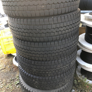 高所作業車用スタッドレスタイヤ