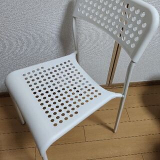 IKEA　椅子【12/25,26引き取り限定】