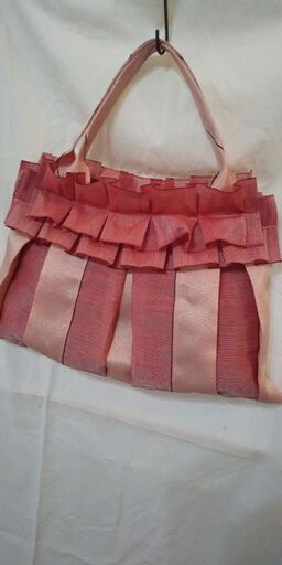 畳の縁のバッグ赤ピンク
