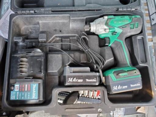 インパクトドライバー　マキタ　14.4V
