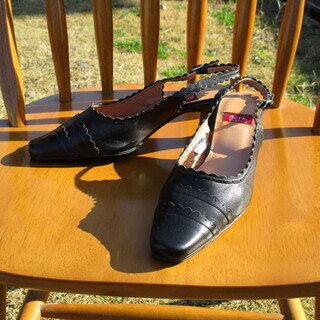 女性 レディース サンダル パンプス 黒靴　おしゃれサイズ22.5