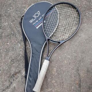 テニスラケット2本　ブリジストン
