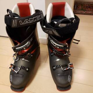 スキーセット(ブーツ、スキー、ポール)