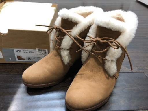 ugg レディースブーツ ヒール高さ6.5センチ サイズ25 ムートンブーツ