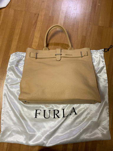 フルラ　トートバッグ