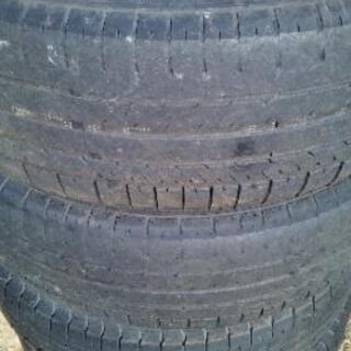 トヨタBOXY アルミ 195/65R15