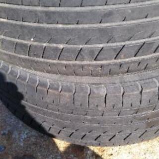 トヨタBOXY アルミ 195/65R15