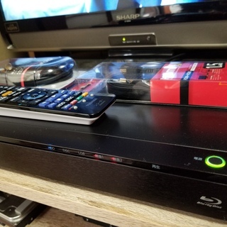 ☆500GB交換済／Wチューナー！瞬速！多機能！REGZA DBR-Z410☆