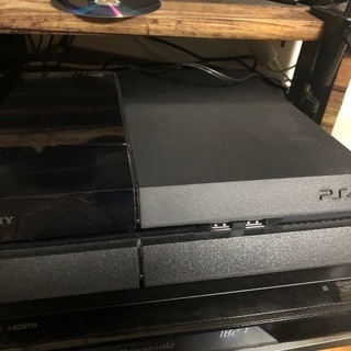 PS4 本体！あまり使用していません。