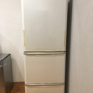 SHARP - シャープ　2013年製　350L両開き冷蔵庫！ SHARP - シャープ 2013年製 350L両開き冷蔵庫！の通販 by