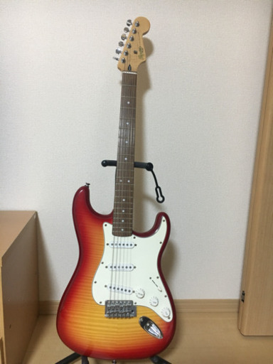 squier by fender ギター チェリーサンバースト