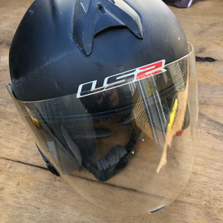 LS2   ヘルメット  サイズM