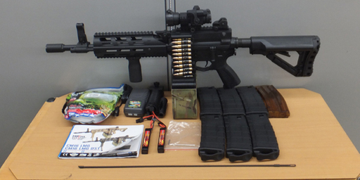 電動ガン トイガン エアーガン G\u0026G CM16 LMG カスタム品 マガジン グリップ ドットサイト 対象年齢18才以上