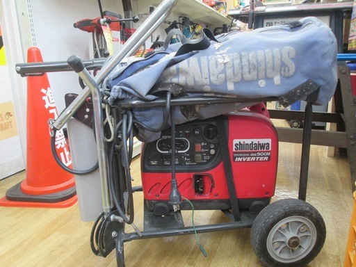 新ダイワ　バルーン投光器　SMB43E　中古