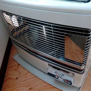 トヨトミ 煙突ストーブ 2015年製 木造 ～17畳 半密閉式石油ストーブ HR-650F