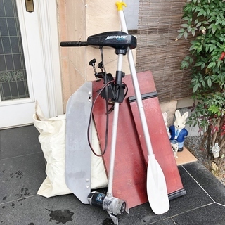 (お話中です)2馬力船外機 付き　アキレス製ボート（二人乗り用？）