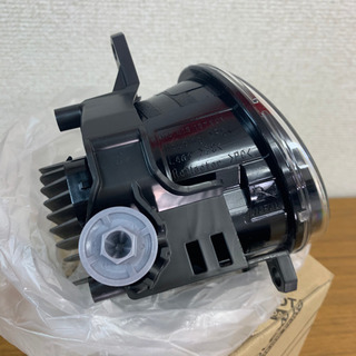 フォグランプ LEDフォグランプ トヨタ純正 KOITO ヴェルファイア アルファード プリウス トヨタ