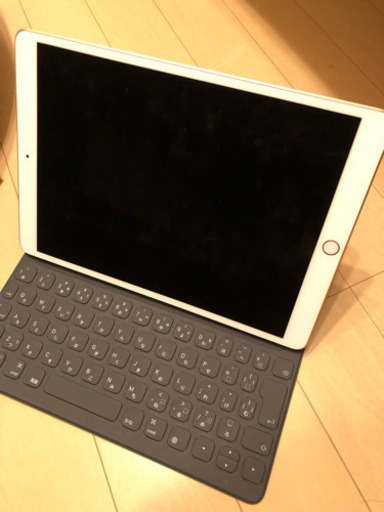 【美品】iPad Air第3世代セルラーモデル+smart keyboard