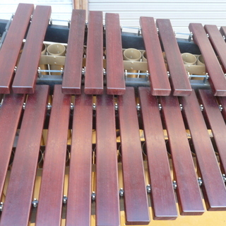 YL13N KOROGI コオロギ コンサートマリンバ 650K 49鍵 打楽器 音楽 木琴 直接引取