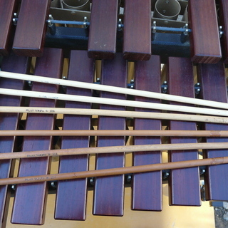 YL13N KOROGI コオロギ コンサートマリンバ 650K 49鍵 打楽器 音楽 木琴 直接引取