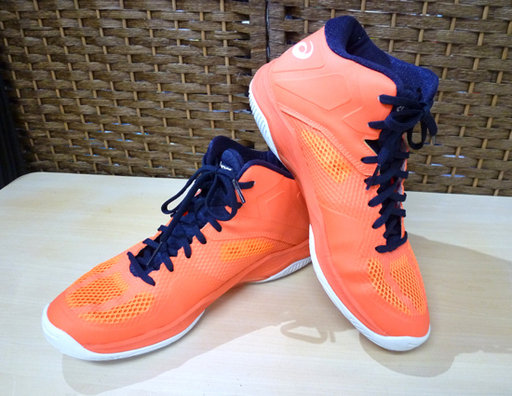 asics/アシックス V-SWIFT FF MT バレーボールシューズ ミッドカット 軽量 TVR491 24.5cm 札幌市 白石区 東札幌