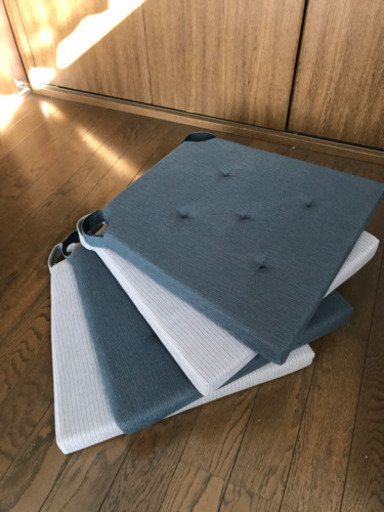 Ikea 低反発 チェア用マット 4枚 Meay 河辺のインテリア雑貨 小物 その他 の中古あげます 譲ります ジモティーで不用品の処分 Ikea 低反発 チェア用マット 4枚 Meay 河辺のインテリア雑貨 小物 その他 の中古あげます 譲ります ジモティーで不用品の処分