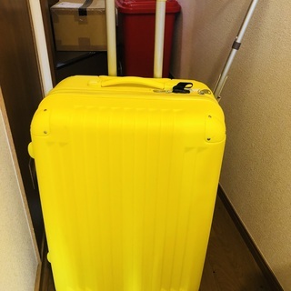 【7日間分スーツケース】壊れているスーツケースお譲りいたします。