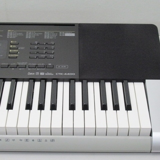 カシオ 61鍵　電子キーボード CTK-4400