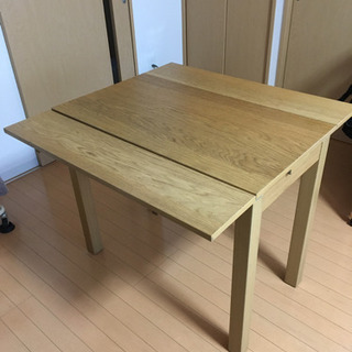 IKEA伸長式ダイニングテーブル