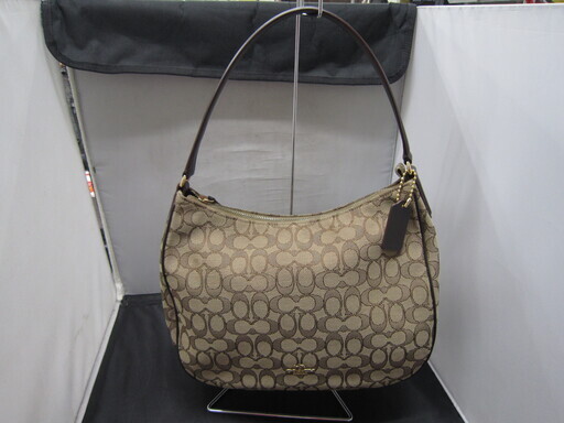 コーチ　アウトレット　未使用　店頭展示品　F29959　COACH　カーキ
