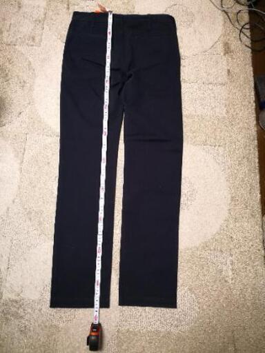 新品未使用 メンズ Uniqlo 防風スリム ノータックチノ 暖パン ボトム Kurika39 調布のパンツ メンズ の中古 古着あげます 譲ります ジモティーで不用品の処分
