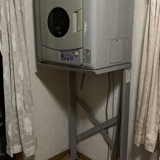 エアコン2台と衣類乾燥機