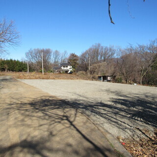 韮崎中央公園（陸上競技場）そば109.2坪（361㎡）の貸地の画像