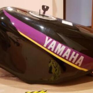 tzr50r タンク(カギ、コック付き) tzr50r タンク(カギ、コック付き)