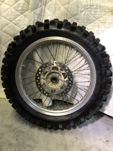 Dトラッカー250 ホイール カワサキD-トラッカー250の前後ホイール