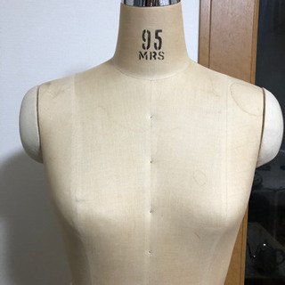 大洋工芸 アミコ 人台・ボディ・トルソー / DRESSFORM 大洋工芸 ミス10号トルソー ボディ MISS10 AMIKO アミコ - メルカリ