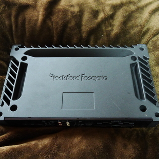 RockFord Fosgate ロックフォード 4chアンプ P400-4