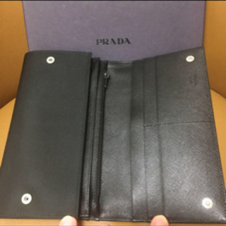 ☆Prada  財布　ほぼ未使用☆ 