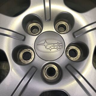 スタッドレスタイヤ215/65R/16 スバル純正16インチアルミ 5穴 
