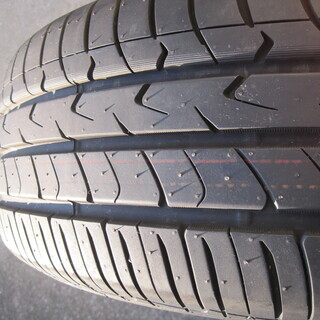  タイヤ215/65R16　4本　2018年製
