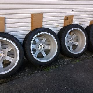 ブリヂストン　スタッドレスタイヤ　ブリザックＶＲＸ4本　215/45R17 　BLIZZAK BRIDGESTONE