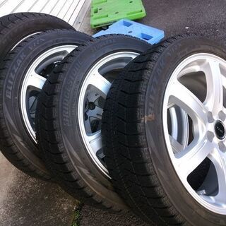 ブリヂストン　スタッドレスタイヤ　ブリザックＶＲＸ4本　215/45R17 　BLIZZAK BRIDGESTONE