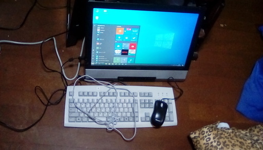 お年玉値下げ　パソコン　NEC　一体型