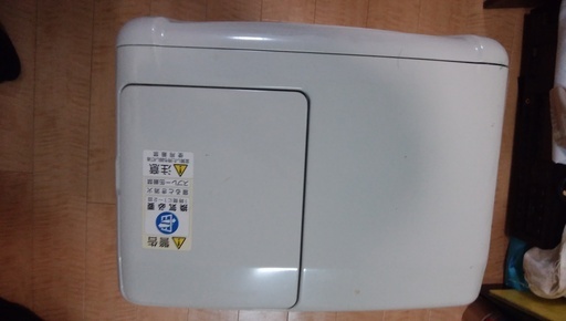 ★名古屋市内ご自宅まで配送可能■ファンヒーター■ダイイチ■FHY-32TR8■説明書付き■◇2シーズンの使用のみ中古です。◆ ☆名古屋市内ご自宅まで配送可能□ファンヒーター□ダイイチ□FHY