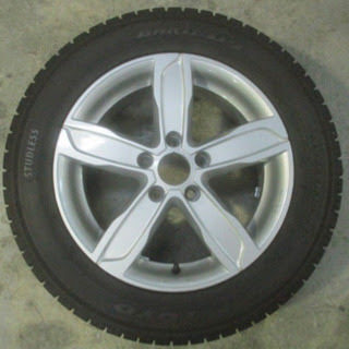 【バリ山‼︎】スタッドレスセット 225/55R16 アウディ ベンツ等に  