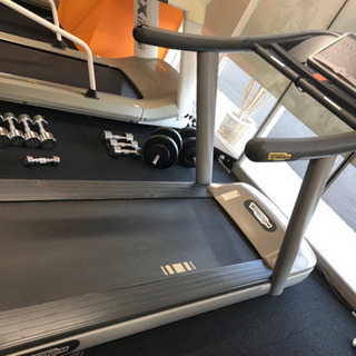 【業務用】ランニングマシン/トレッドミル/テクノジム/ＪＯＧ700/中古即決品/