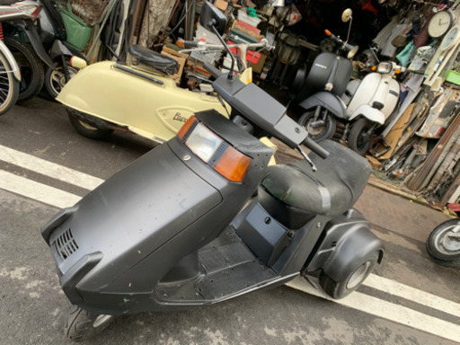 ホンダ　ストリーム　（改）【ジャンク品】