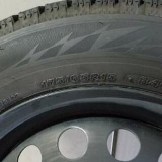 スタッドレスタイヤ 175/65R/15 84Q